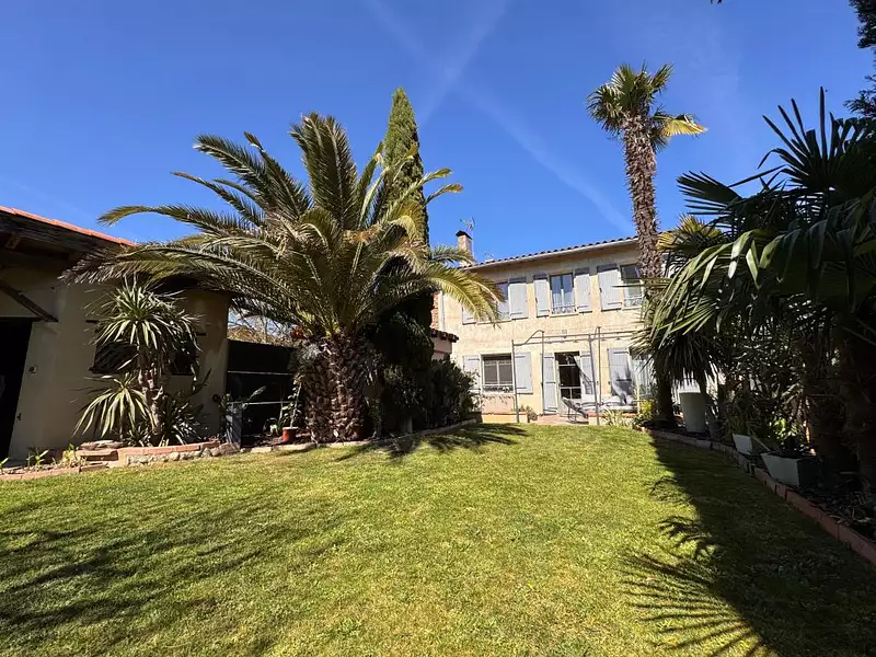 Maison, 240 m²