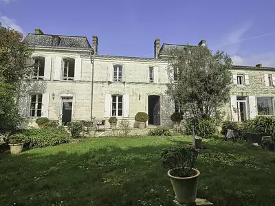Maison, 291 m²