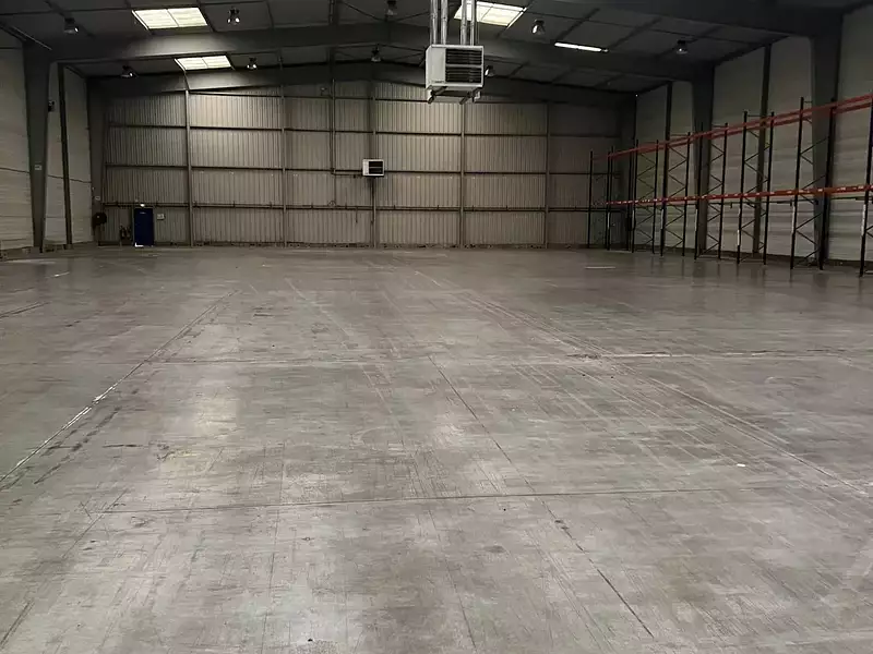 Divers, 6 700 m²