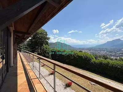 Maison, 331,84 m²