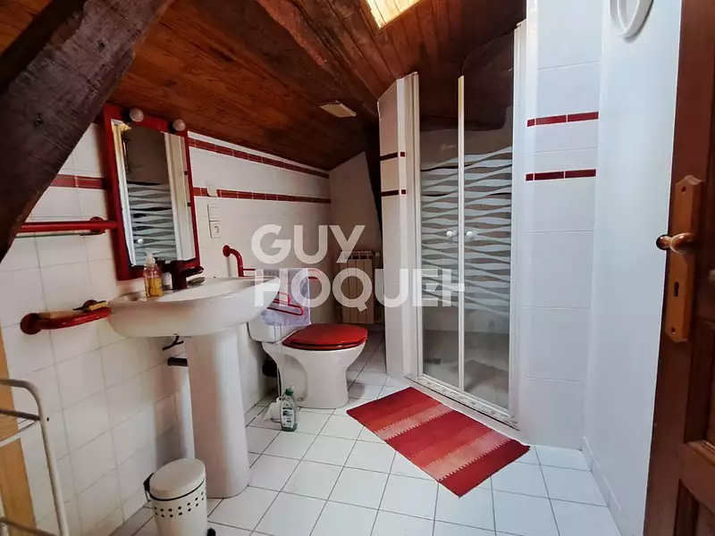 Maison, 163 m²