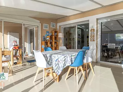 Maison, 163,42 m²