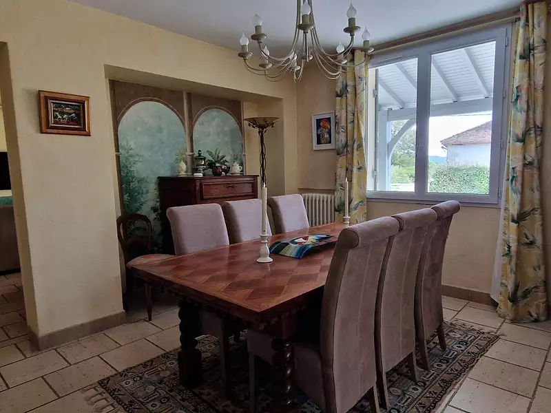 Maison, 204 m²