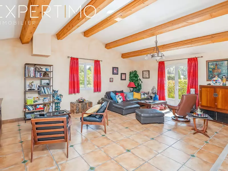 Maison, 167 m²