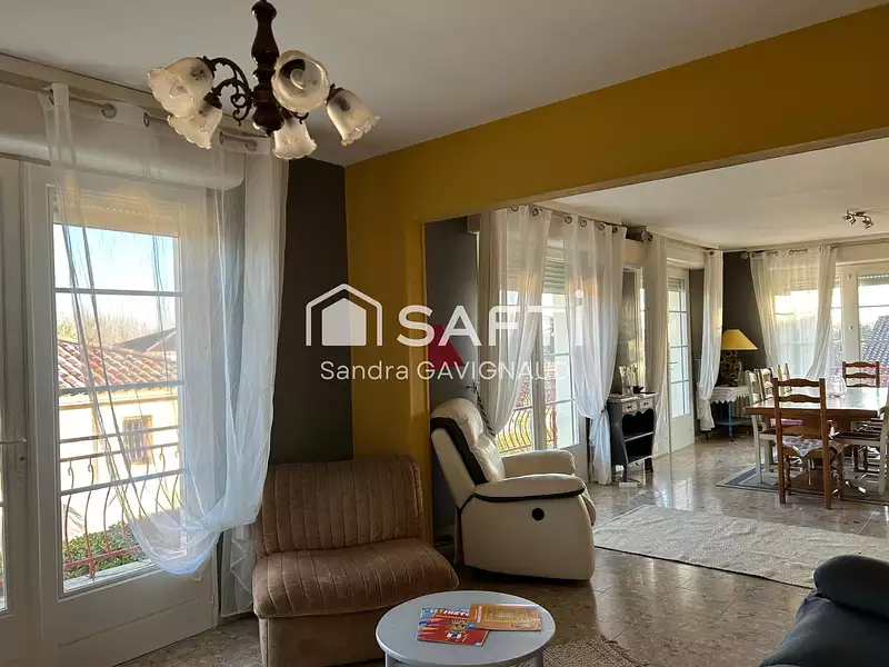 Maison, 168 m²