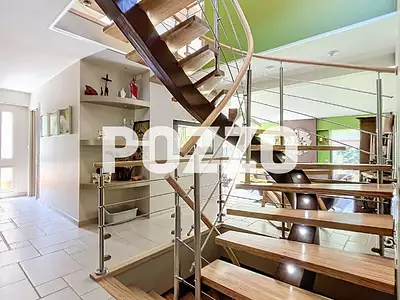Maison, 285 m²