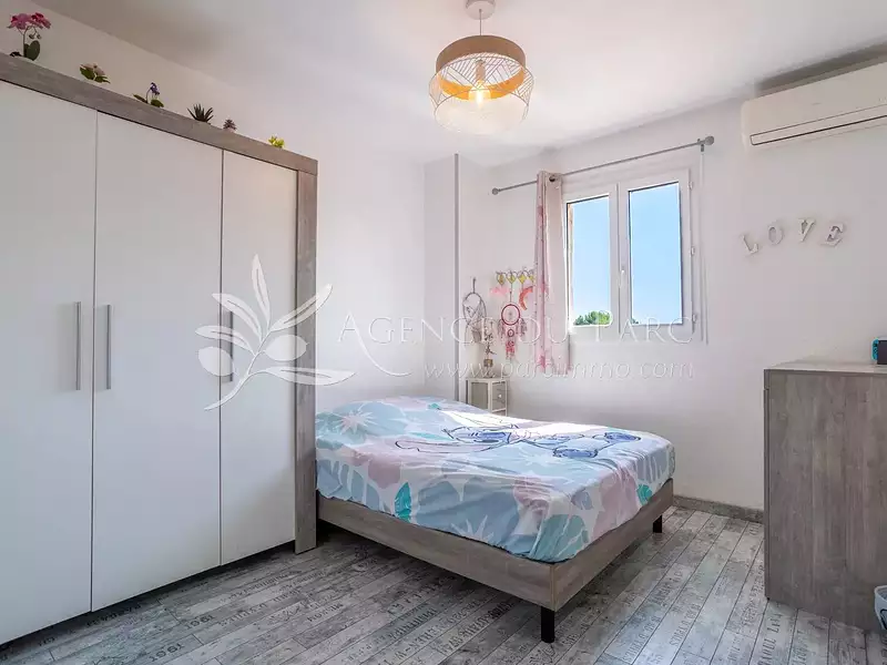 Maison, 168 m²