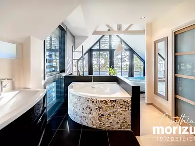 Maison, 251 m²