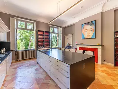 Maison, 1 625 m²
