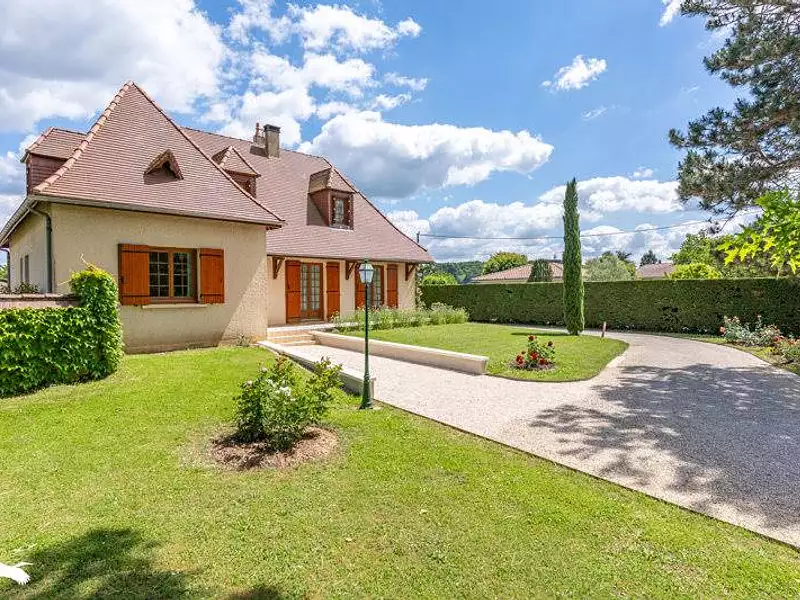 Maison, 132 m²