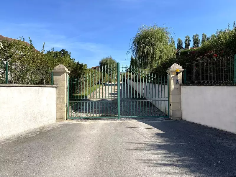Maison, 177 m²