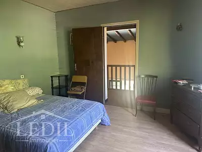 Maison, 225 m²