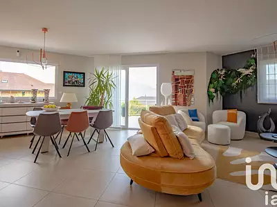Maison, 281 m²