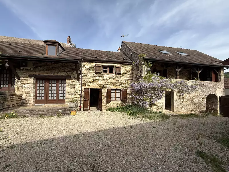 Maison, 275 m²