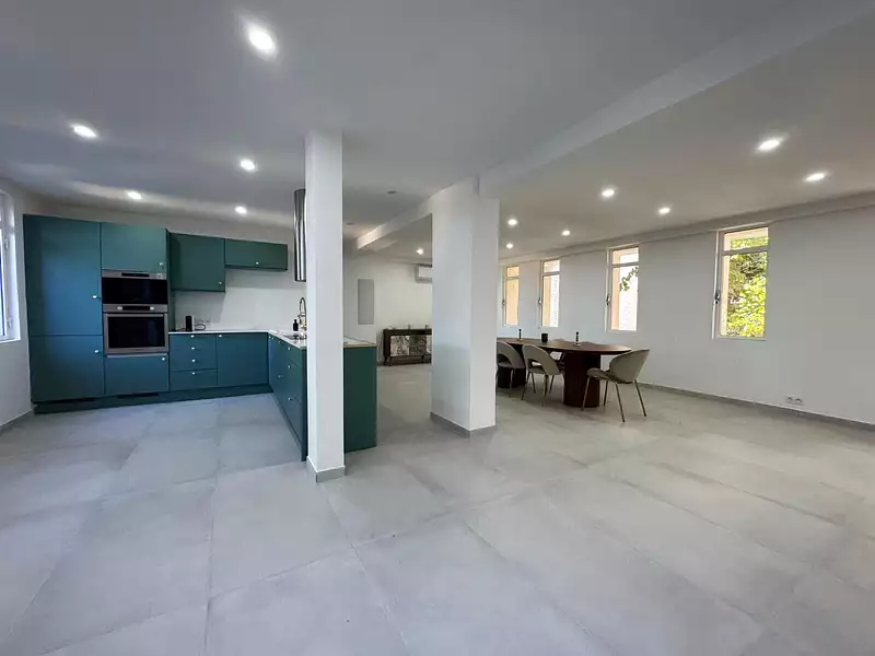 Appartement, 205 m²