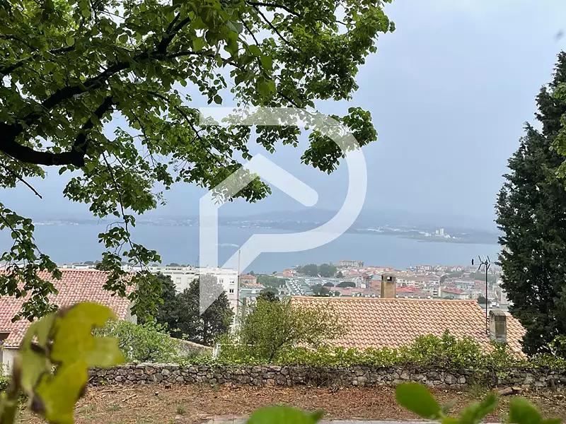 Terrain, 835 m²
