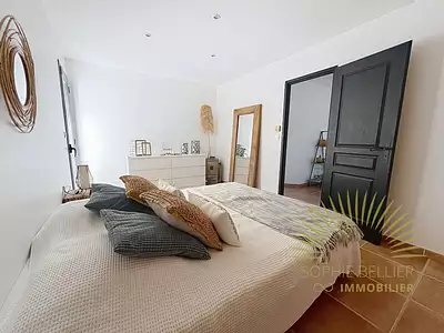 Maison, 185 m²
