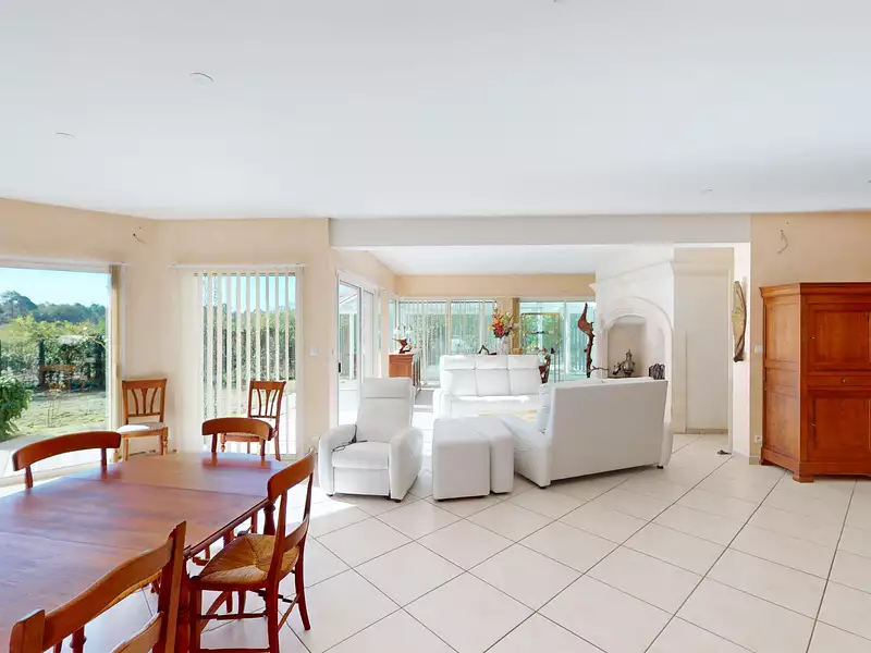 Maison, 231,92 m²