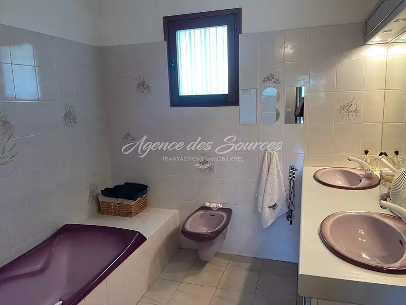 Maison, 140,92 m²