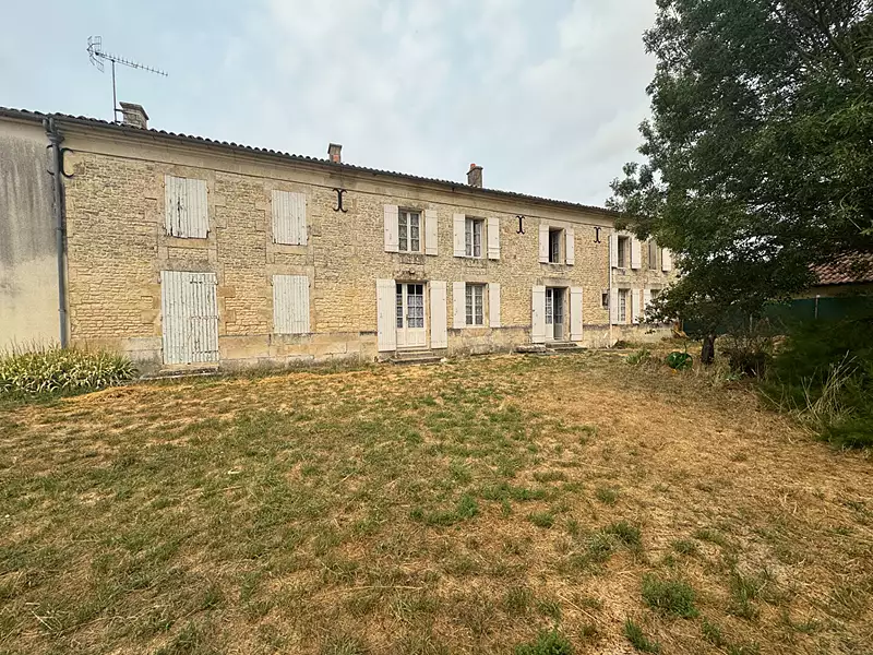 Maison, 170 m²
