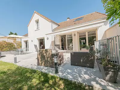 Maison, 158 m²