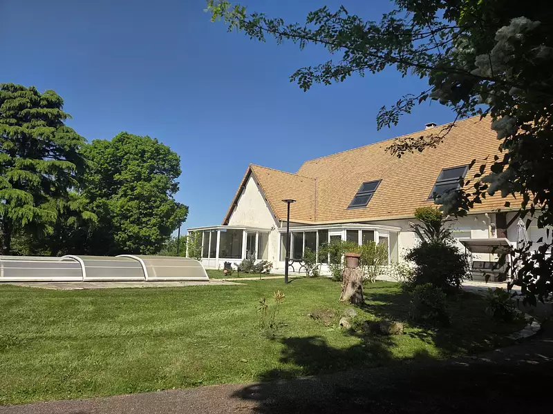 Maison, 340 m²