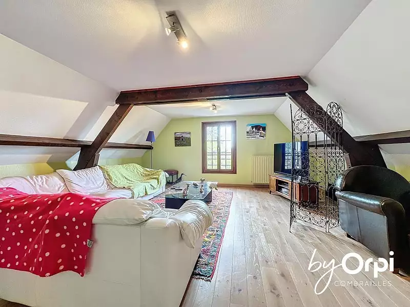 Maison, 319 m²