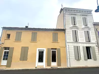 Maison, 246 m²