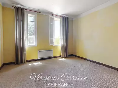 Maison, 233 m²