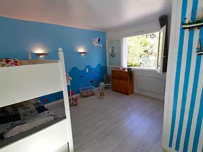Maison, 196 m²