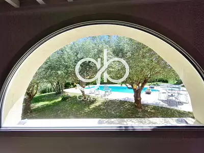 Maison, 192 m²