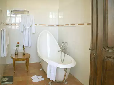 Maison, 825 m²