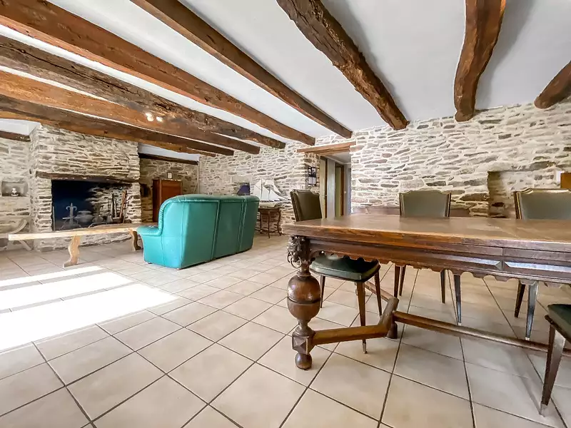 Maison, 163 m²