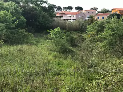 Terrain, 1 000 m²