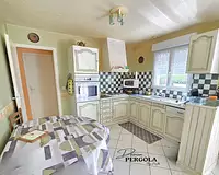 Maison, 185 m²