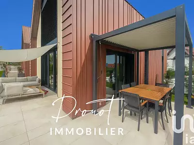 Maison, 226 m²