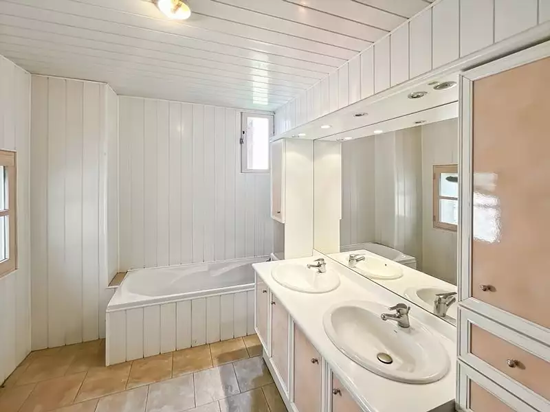 Maison, 160 m²