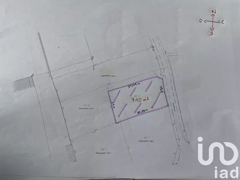 Terrain, 710 m²