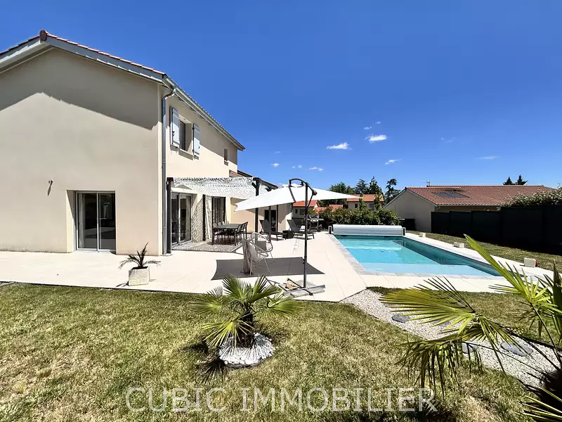 Maison, 116 m²