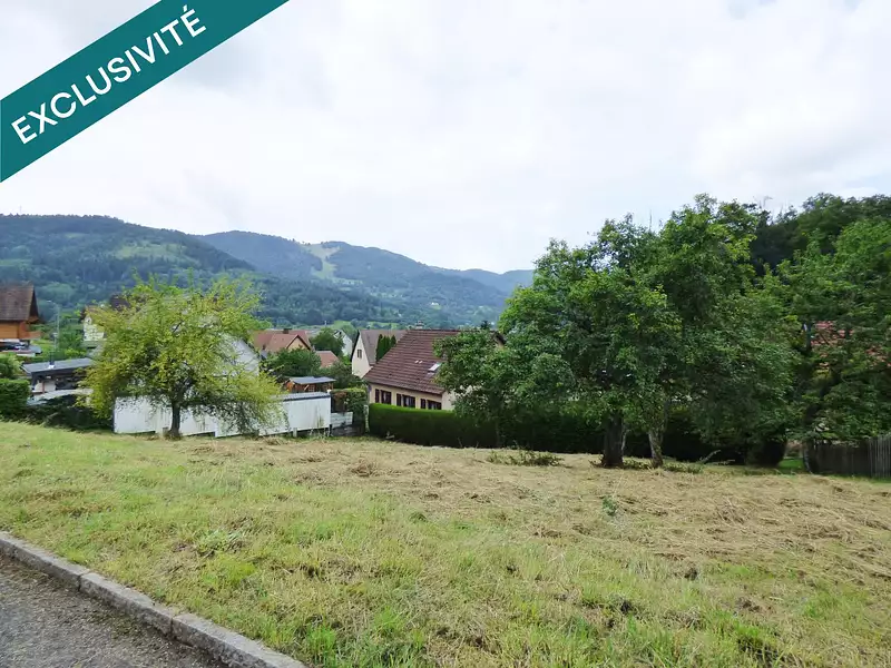 Terrain, 825 m²