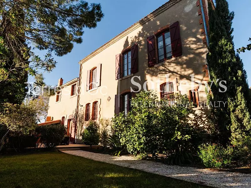 Maison, 353 m²