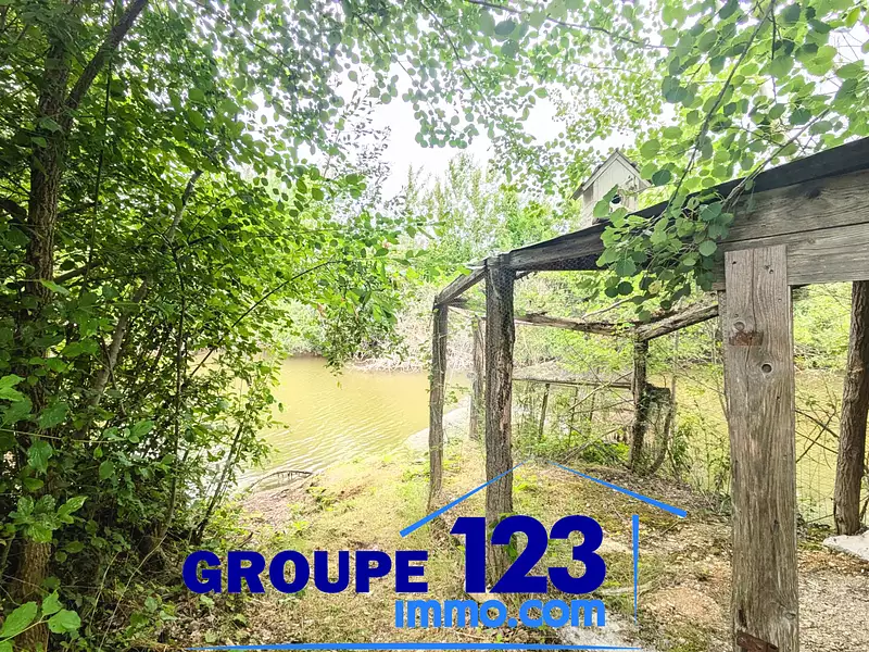 Terrain, 23 052 m²