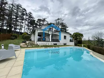 Maison, 316 m²