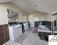 Appartement, 175,08 m²