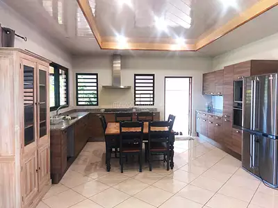 Maison, 132 m²