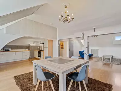 Maison, 260 m²