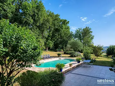 Maison, 403 m²