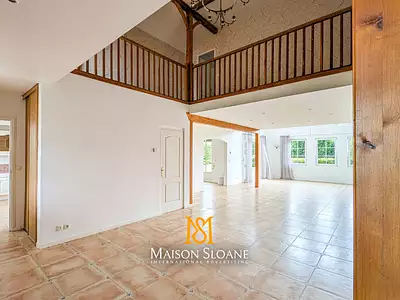 Maison, 243 m²