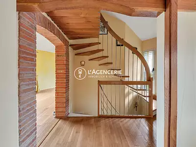 Immeuble, 190 m²