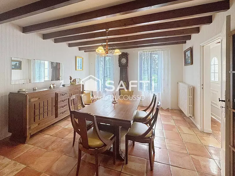 Maison, 164 m²